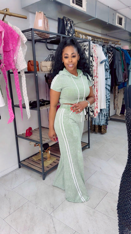 Strike me out pant set (sage)